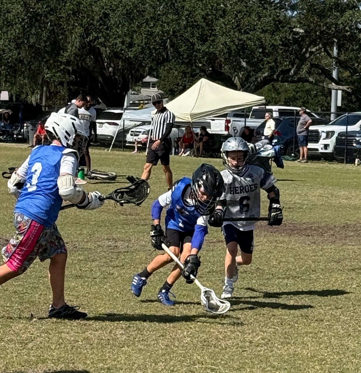 Player scooping ground ball during game